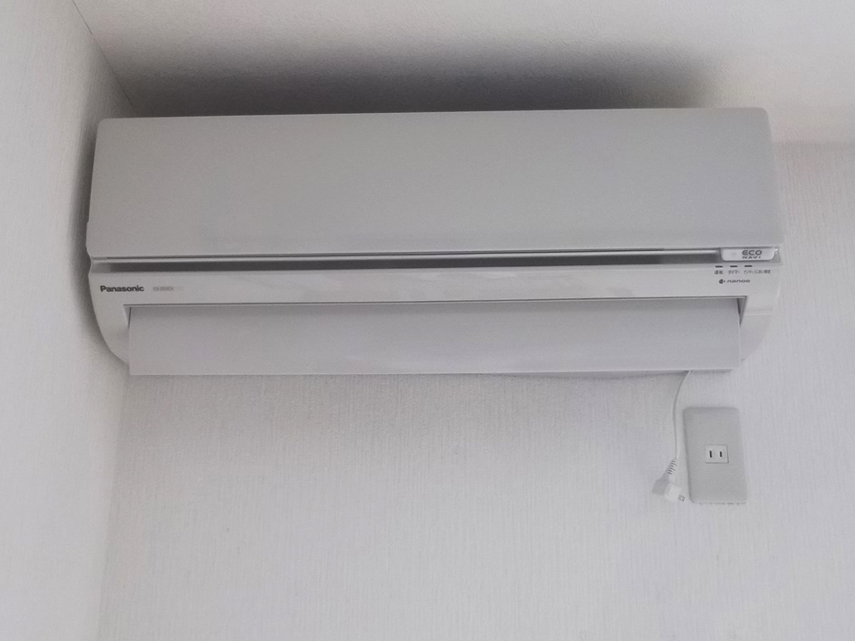 ルームエアコン メイン写真